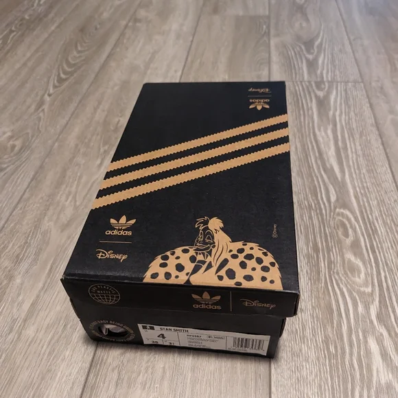 Adidas Cruella DeVil shoes - Picture 13 of 14